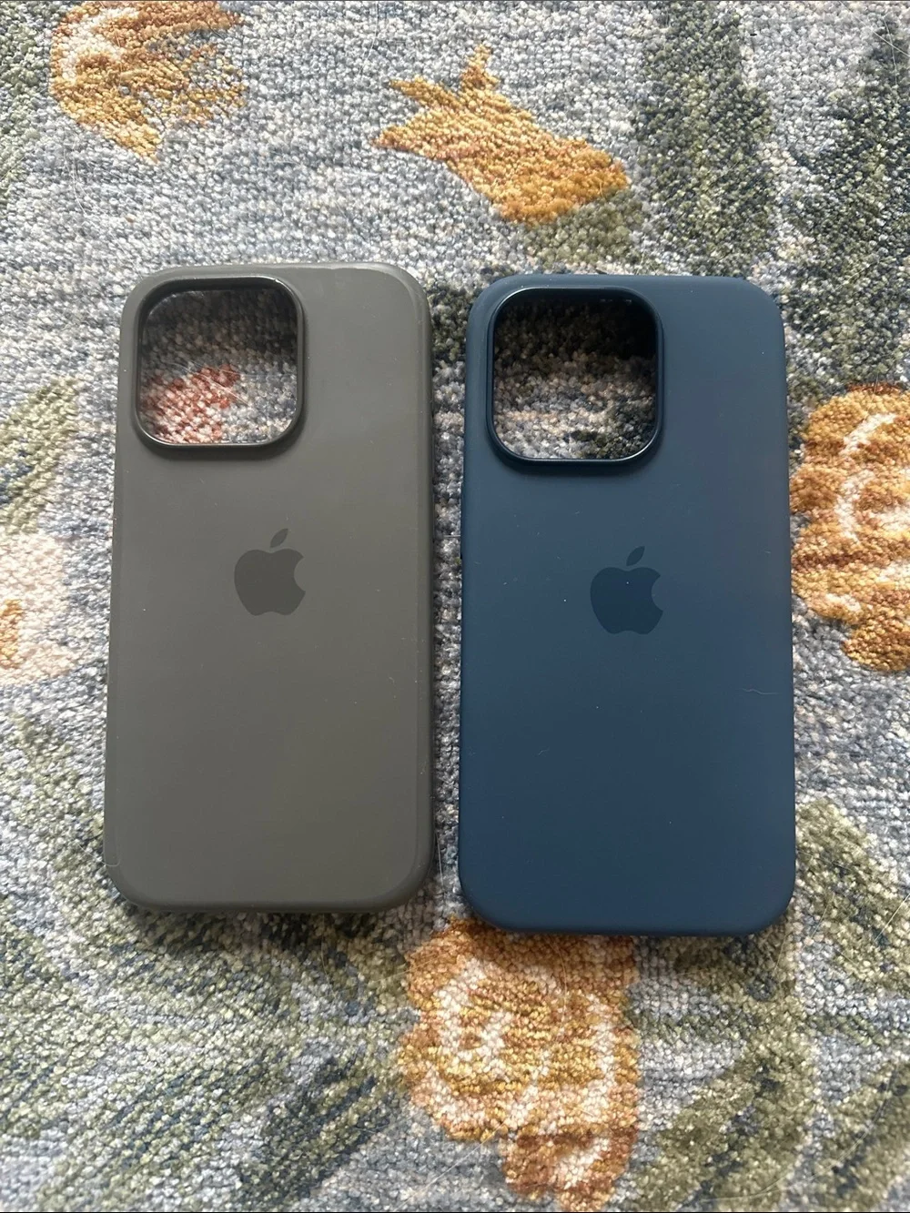 Apple MagSafe iPhone 13 Pro Silicone Cases in Navy & Grey